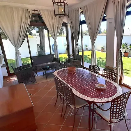 Holiday home Chalet Con Piscina Privada Casa Pepa