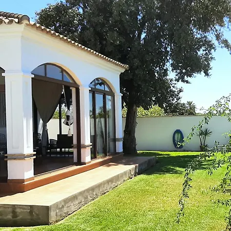 Chalet Con Piscina Privada Casa Pepa *